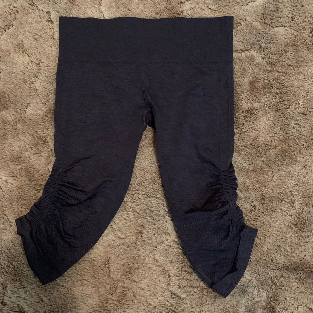 Lululemon cropped leggings
